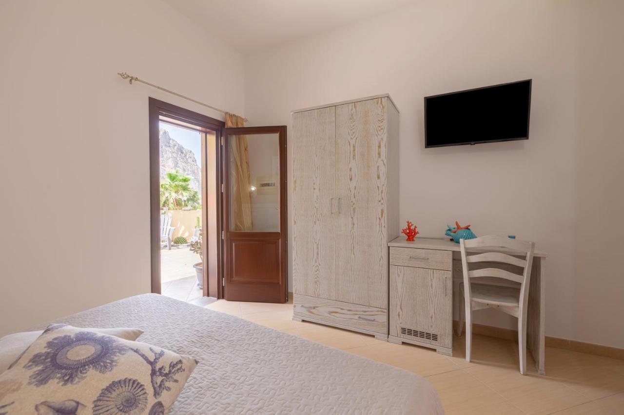 Bed and Breakfast Terra Del Sole Macari Exterior foto